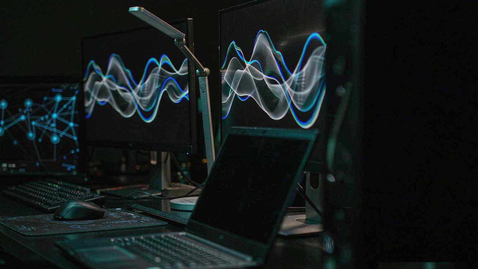 A corrida por território dos agentes de código chega ao desktop
